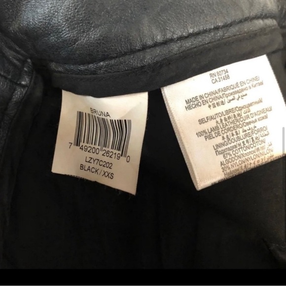 Bcbg Maxazria Bruna Patch Pocket Leather Shorts - Picture 8 of 12